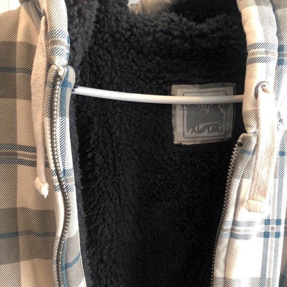 Winter flannel jacket in warm cream color with blue stripes - Picture 4 of 5